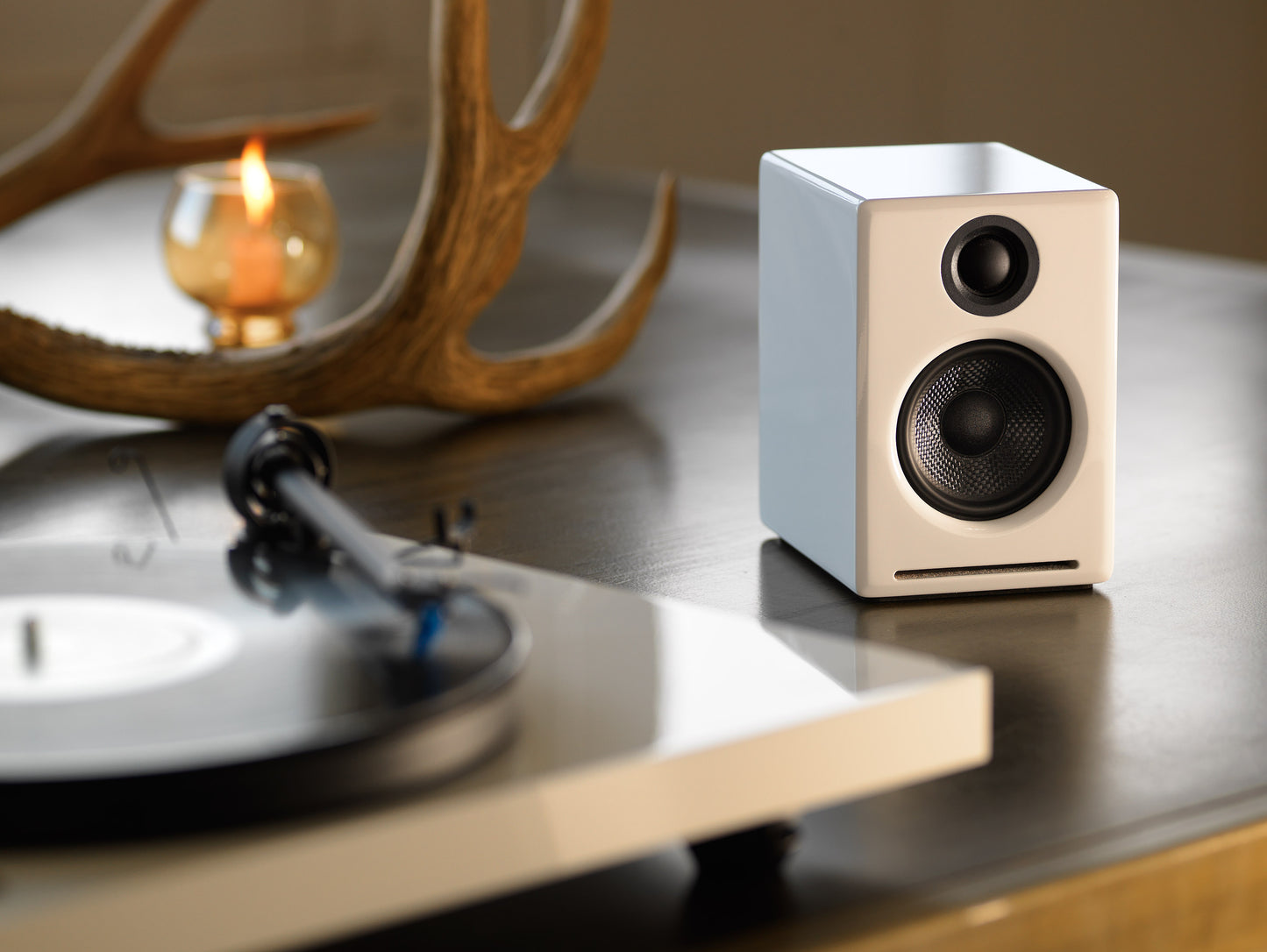 Audioengine A2+ 2025升級版 主動式立體聲藍牙書架喇叭-白色 Audioengine A2+ (AptX HD version, Type C) Power Wireless Speaker - White