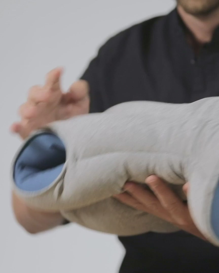 Load video: Ostrichpillow - 鴕鳥枕 OP_ORIGINAL